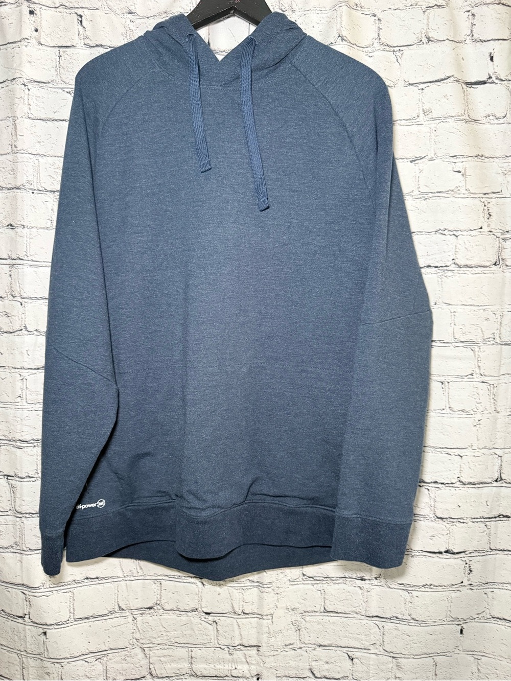 Russell. Navy hoodie. Size L